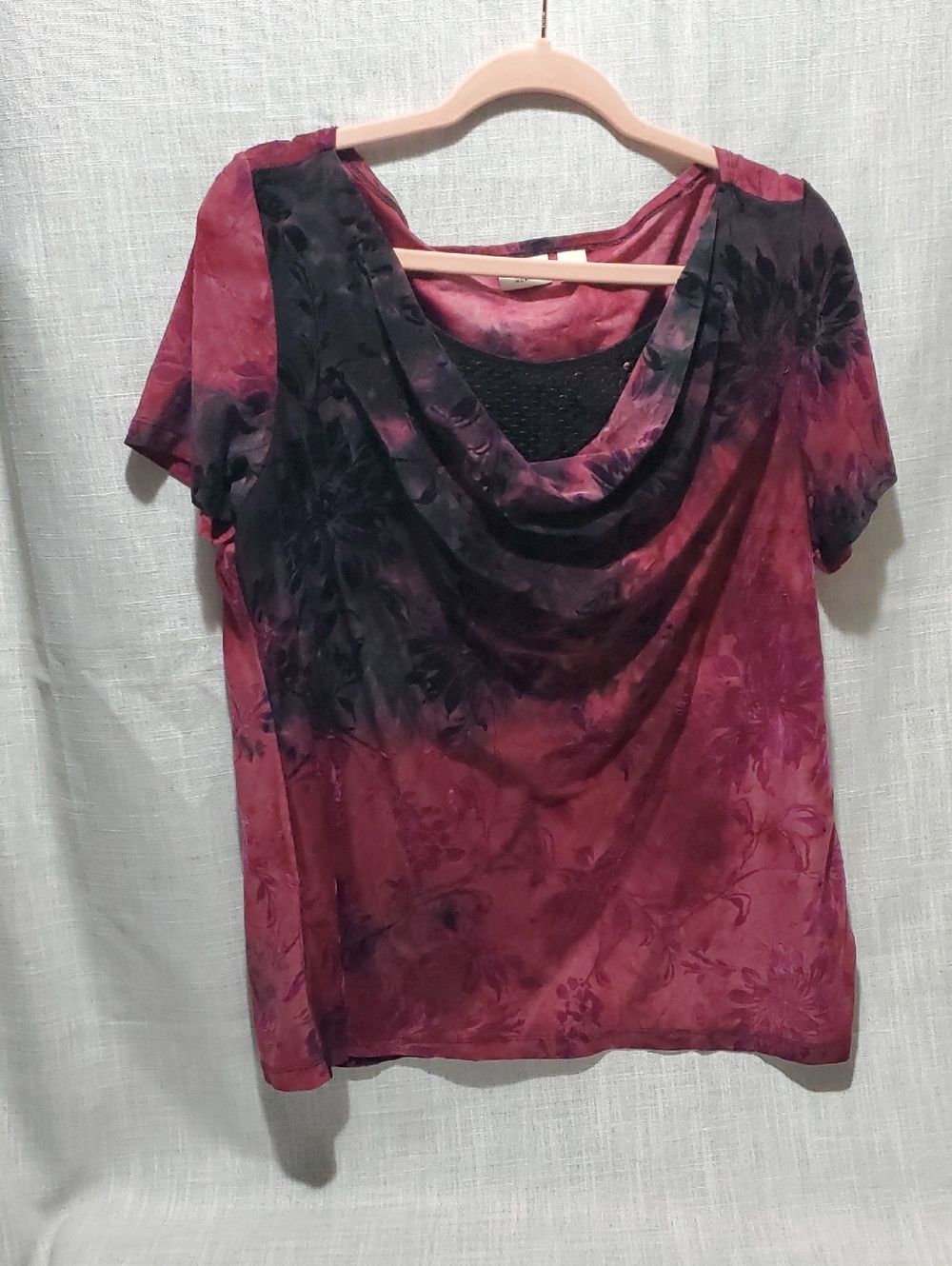 Cato Women's Draped Neck Short-Sleeve Top - Burgundy/Black Shimmer